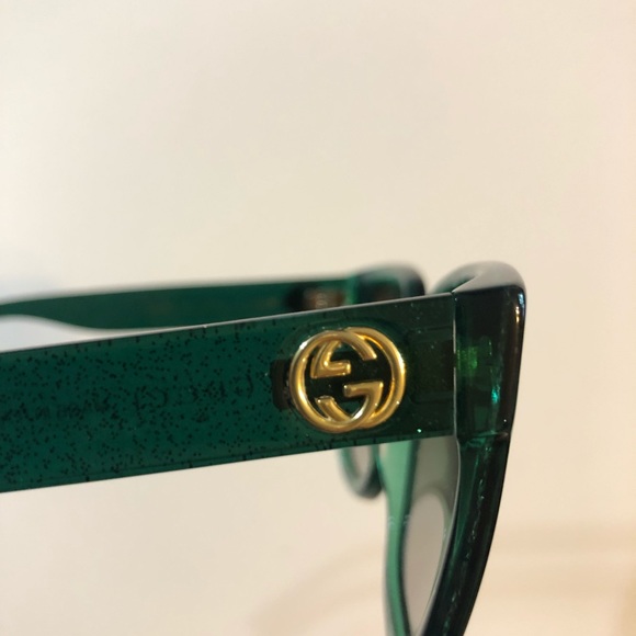 Gucci Urban Sunglasses - Picture 3 of 8